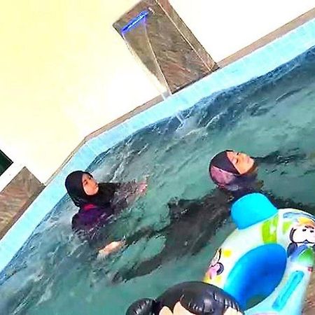 Desaru 16Pax Family With Private Mini Pool & Jacuzzi Villa Kota Tinggi Eksteriør billede